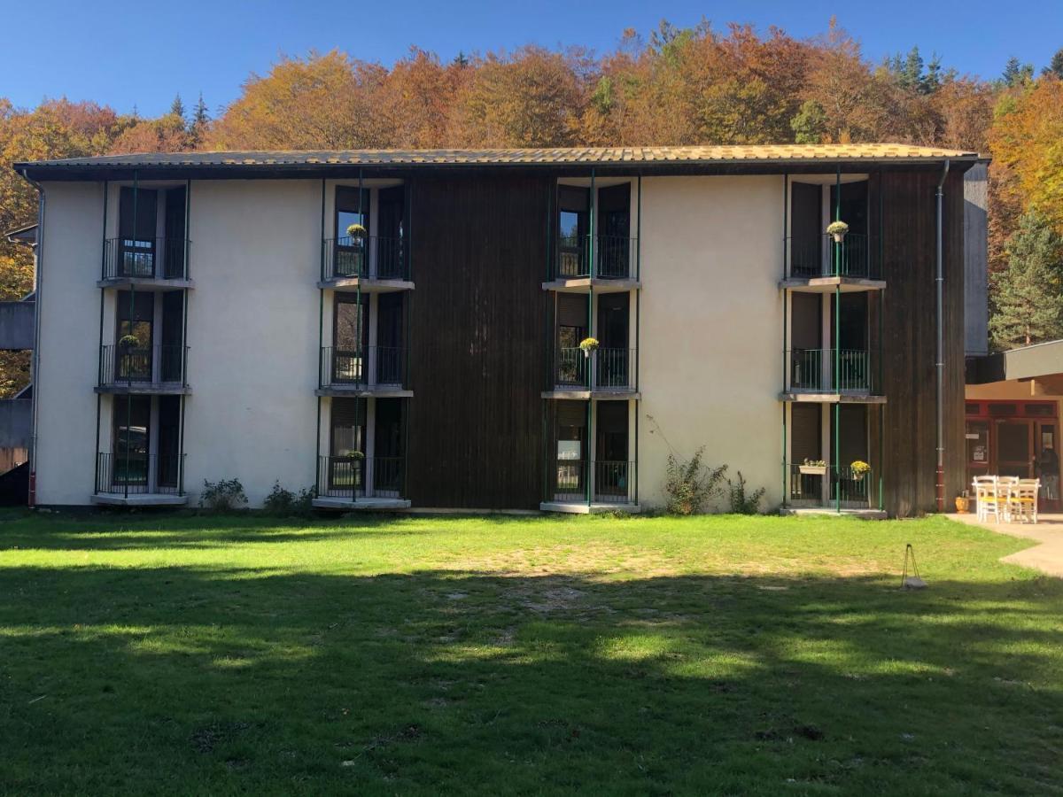 Le Pont Du Moulin Hotell Saint-Sauveur-Camprieu Exteriör bild